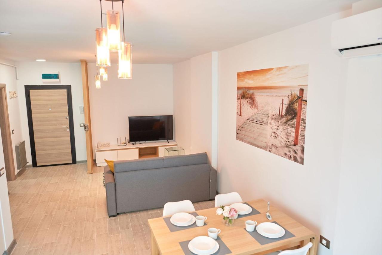 Opal Luxury Apartment 109 Spa N Pool Beach Resort Năvodari Extérieur photo